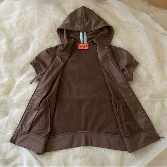 SOLD - Picture 3 of 4